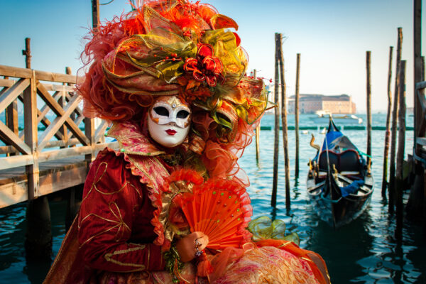 Costume tradizionale al Carnevale di Venezia.