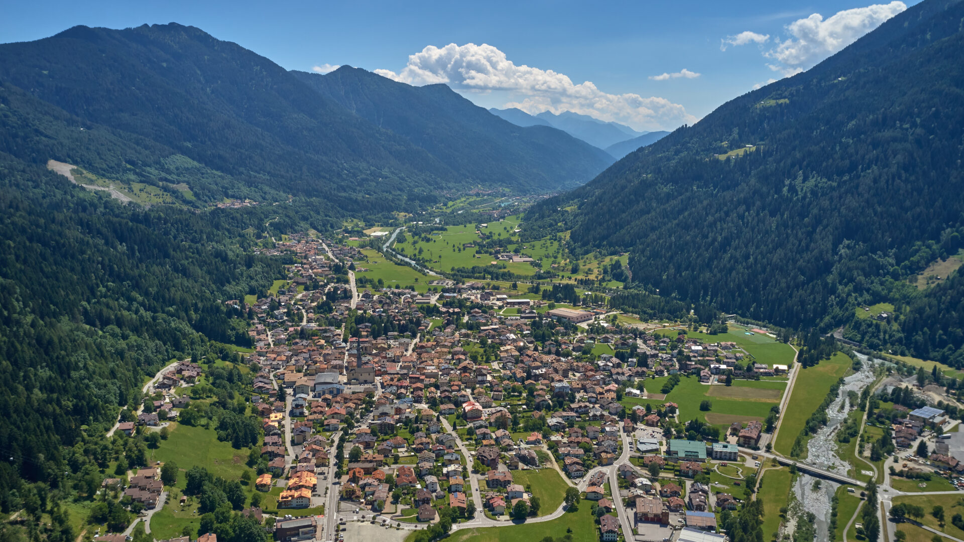 Veduta area di Pinzolo