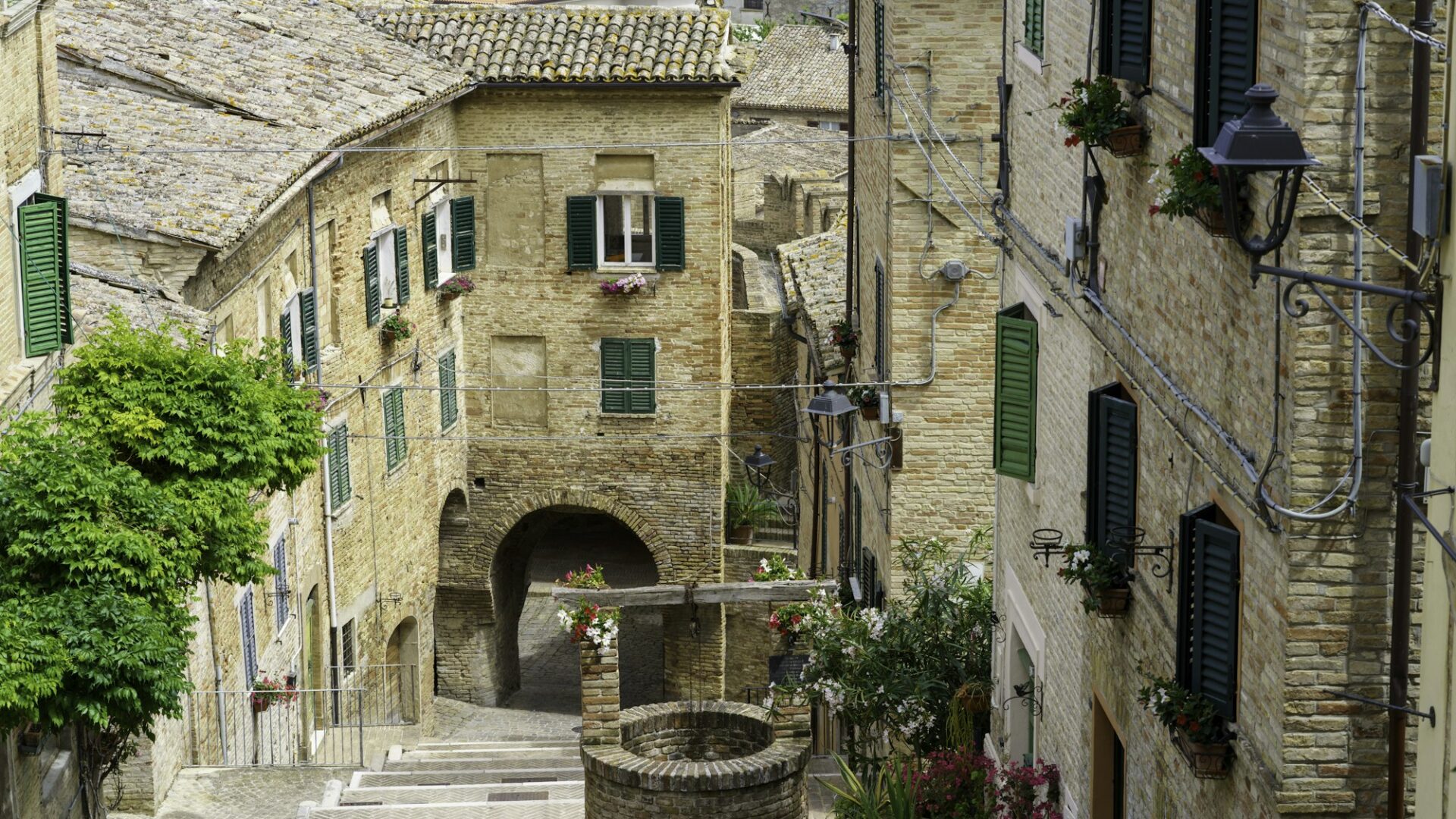 Corinaldo il borgo dei matti