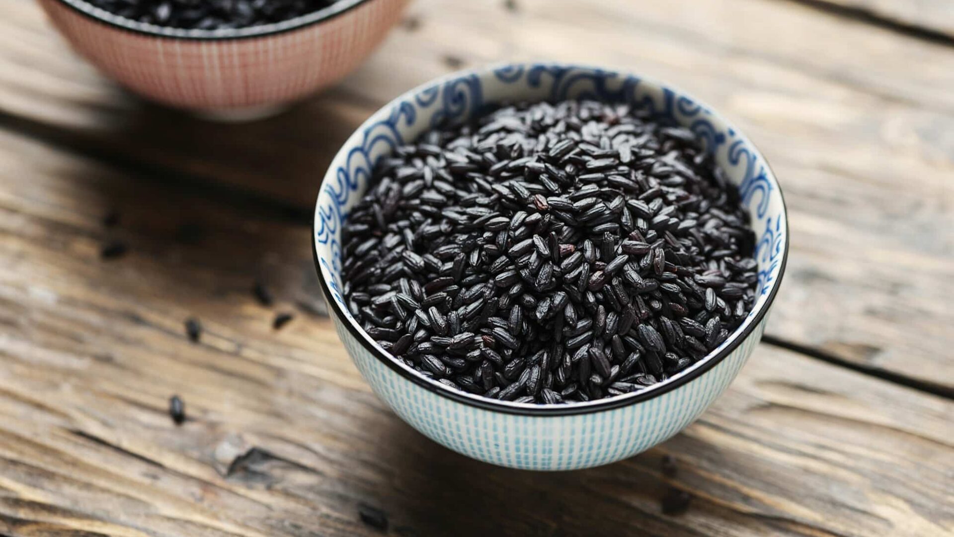 Raw black asian rice