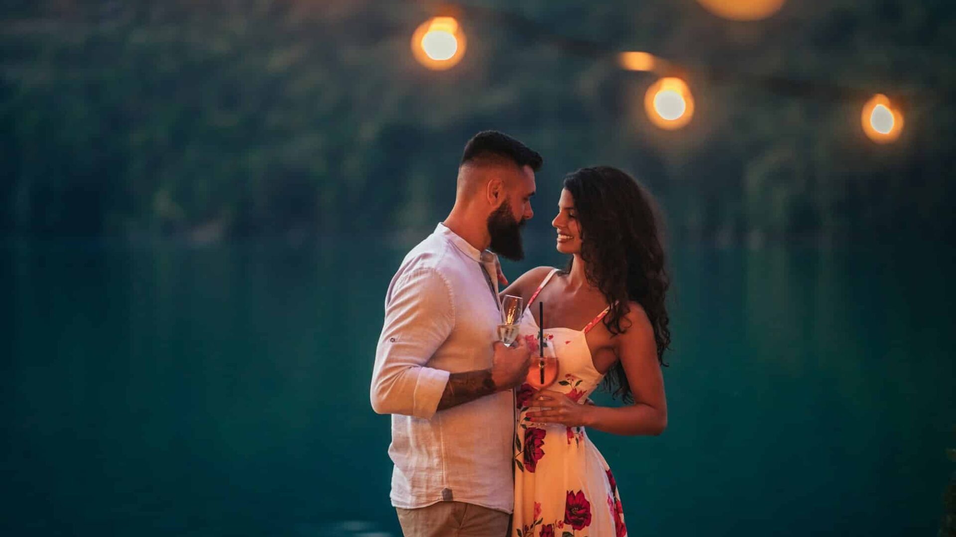 Romantic date by the lake