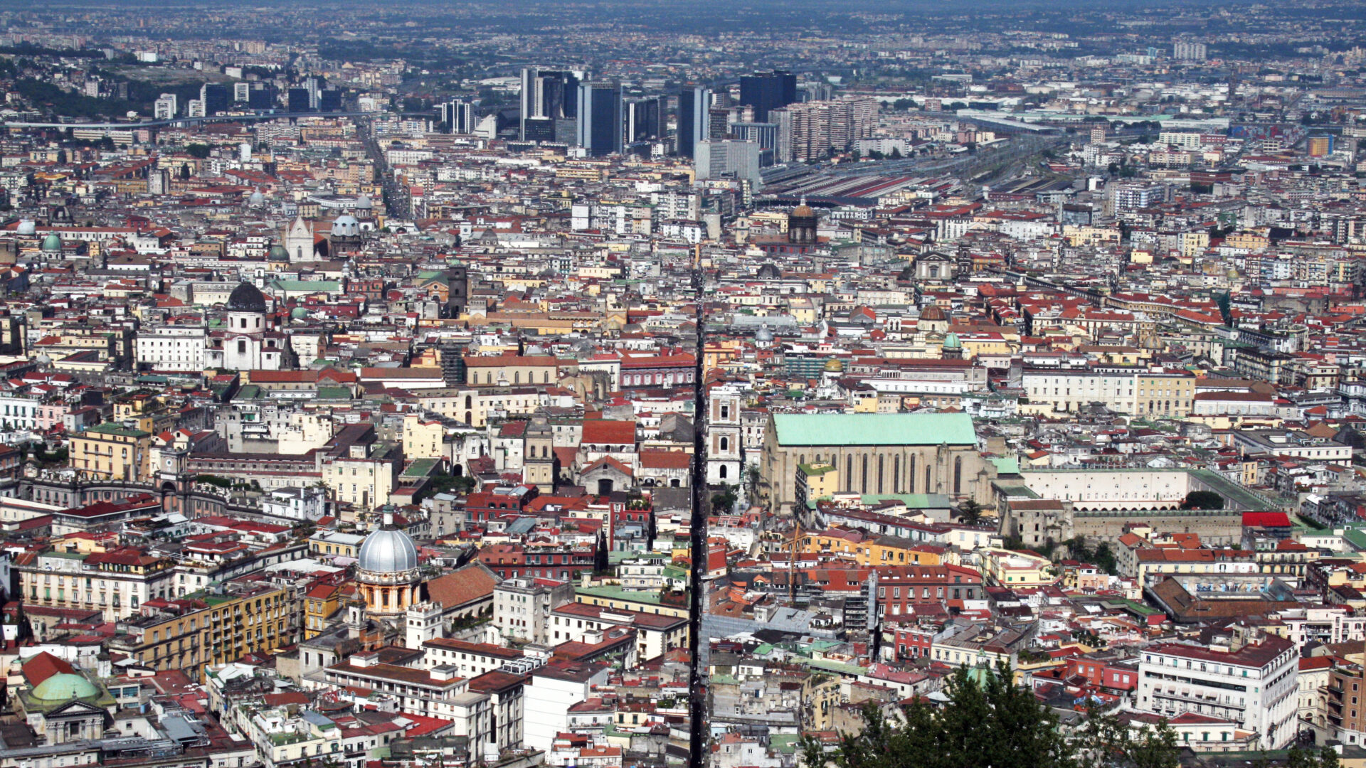 Veduta aerea della città di Napoli, Italia.
