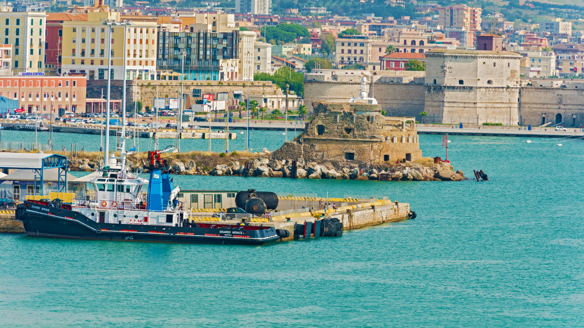 Porto di Civitavecchia, Italia