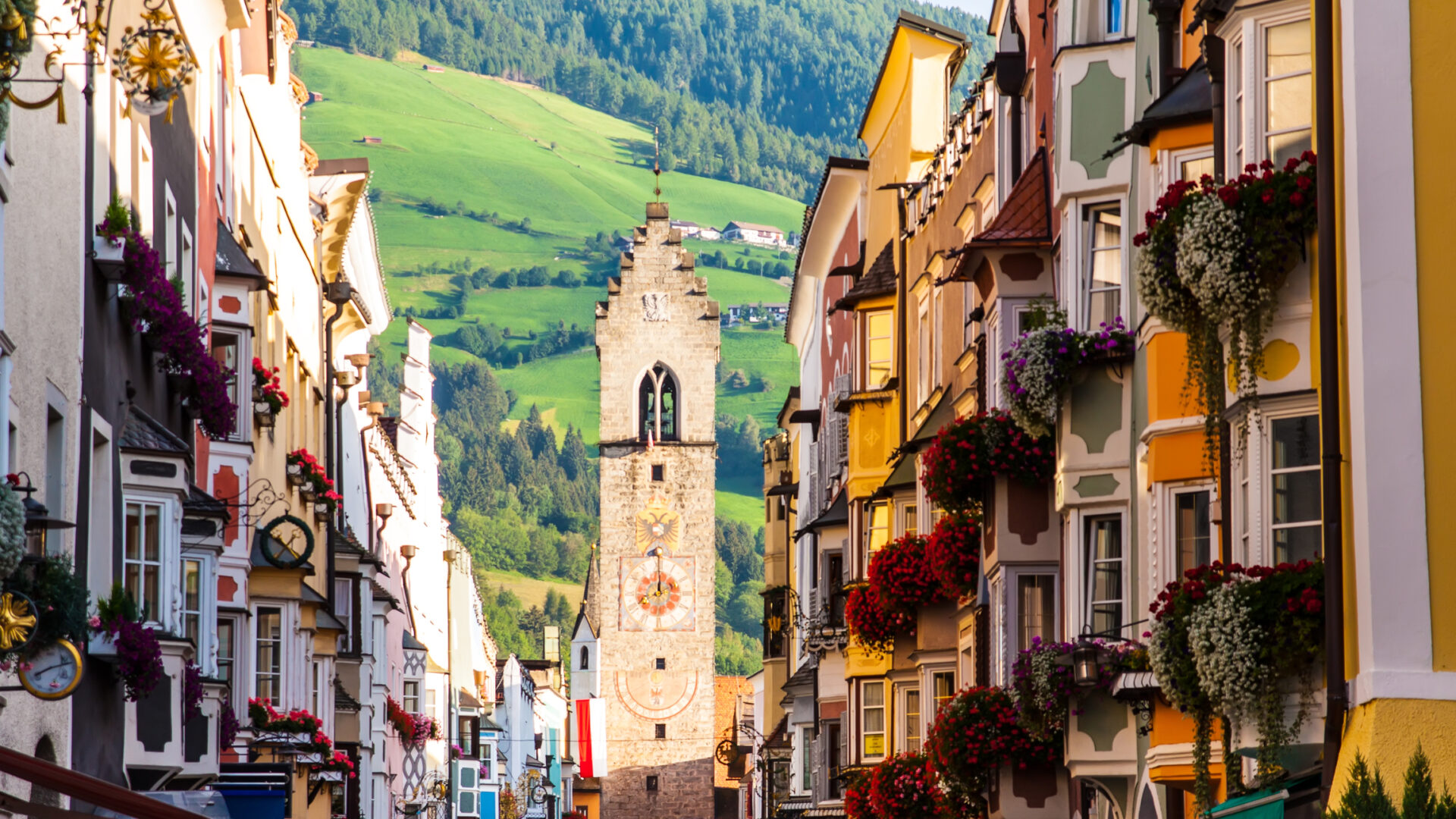 Via della vecchia città europea Vipiteno, Italia. Via della vecchia città europea Vipiteno, Dolomiti, Italia