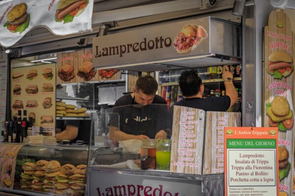 lampredotto, cocina florentina, comida callejera Florencia, callos, receta lampredotto