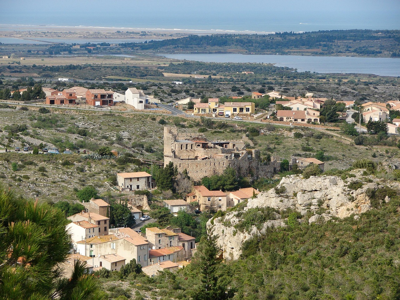 I borghi medievali più suggestivi d’Italia in autunno 2024