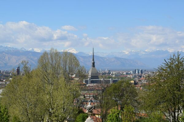 Panorama di Torino con la Mole e le Alpi