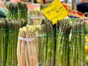 Piatti di primavera da provare nelle osterie d’Umbria e Toscana: asparagi, carciofi e ricotta di maggio