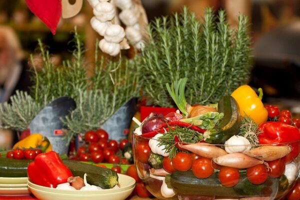 Erbe aromatiche della cucina italiana: dal basilico al rosmarino