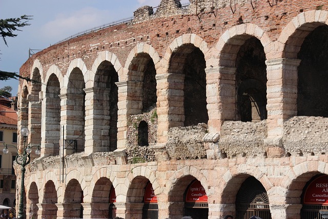 I teatri all’aperto più belli d’Italia per concerti estivi
