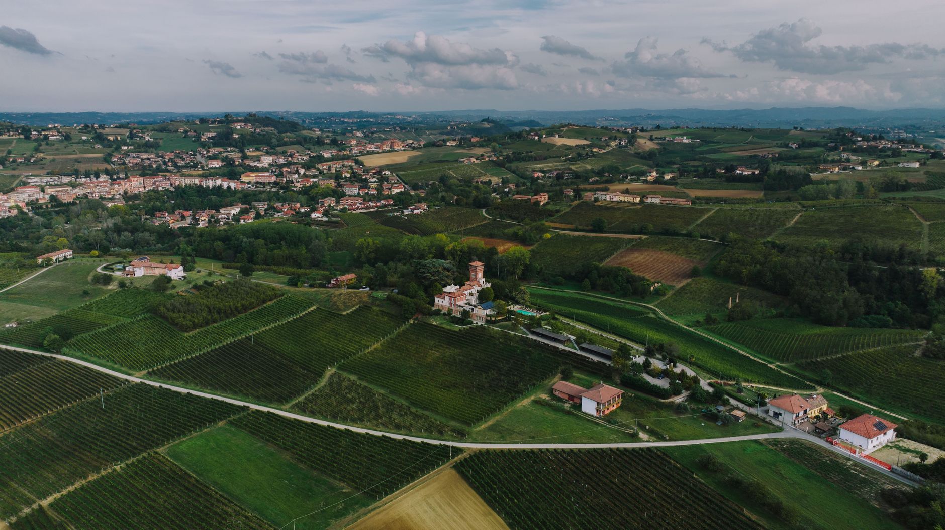 Farm-to-table autentico in Italia: agricoltura rigenerativa e cibo sostenibile nelle migliori fattorie