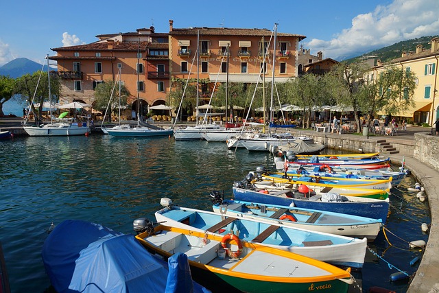Alberghi diffusi: dormire nei borghi storici d’Italia