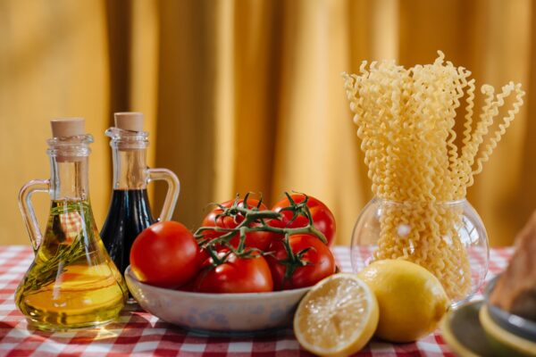 Cucina di luglio e ferragosto: piatti freschi di stagione, conserve e gelati artigianali