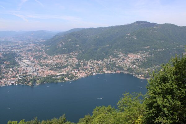 Laghi italiani ad agosto: i 5 più belli per sfuggire al caldo