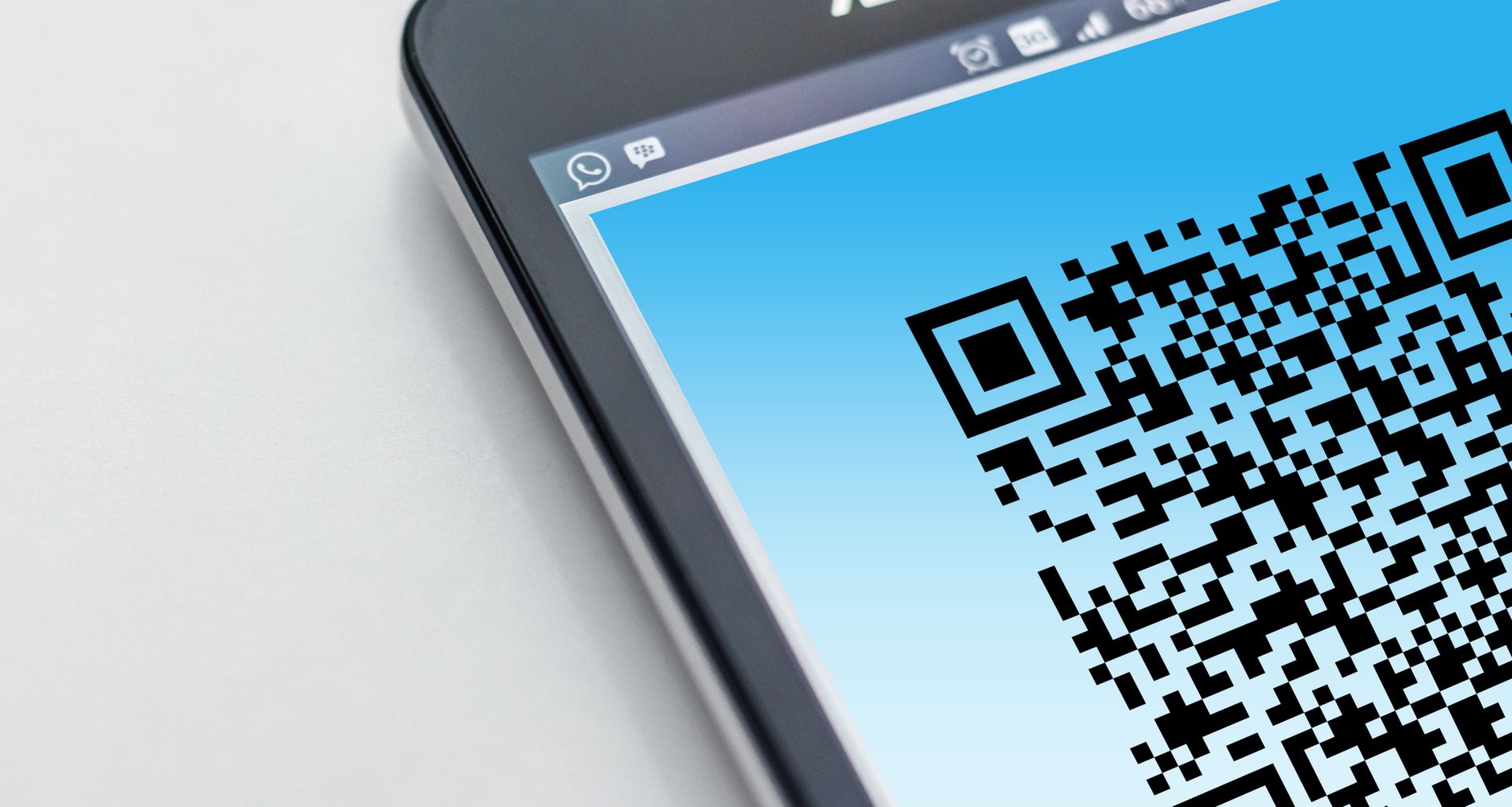 Filiera trasparente: come riconoscere le produzioni italiane tracciabili tramite app e blockchain nel 2026