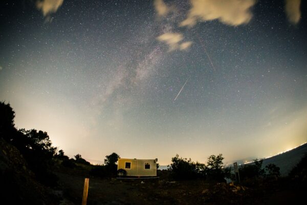 Astroturismo in Italia: le migliori destinazioni per osservare le Orionidi di ottobre 2026