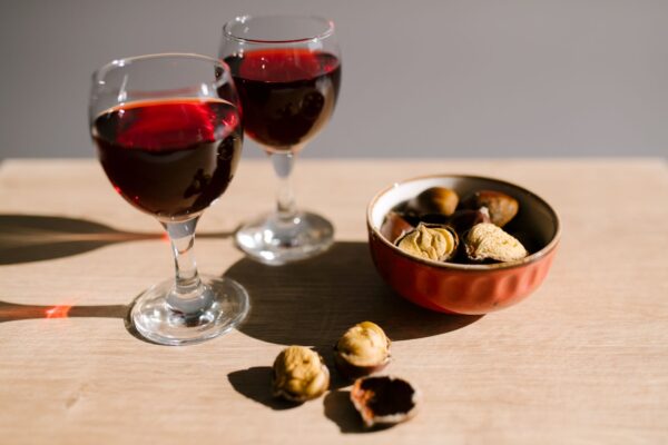 Cardi, castagne e selvaggina: i piatti tipici autunnali del Piemonte e della Toscana