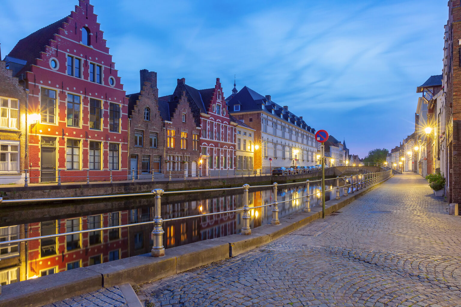 come arrivare a bruges da roma