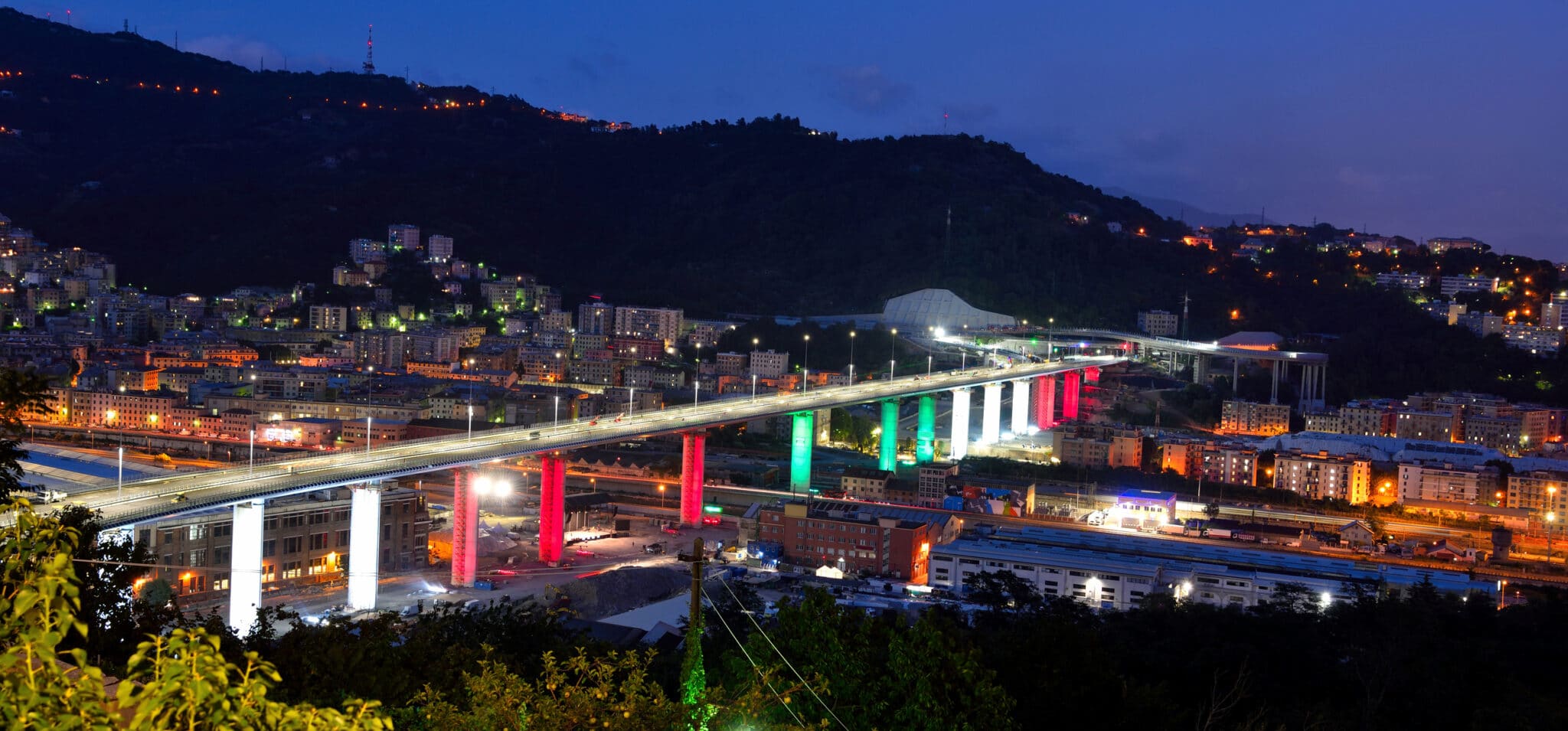 Genova con vista sul ponte san giorgio