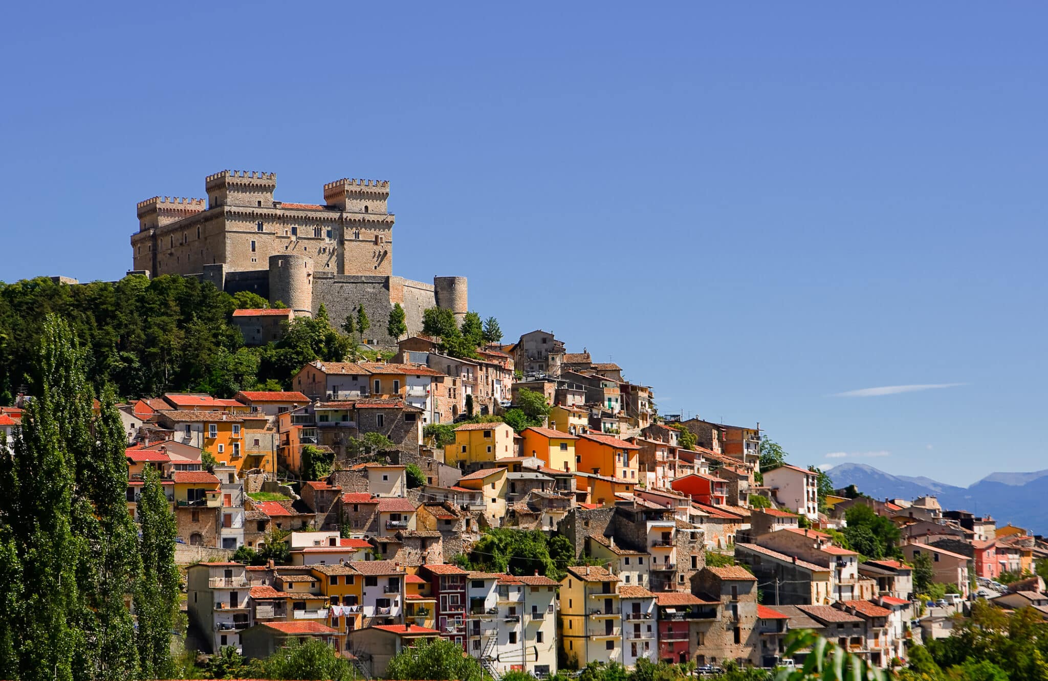 Vista su Celano e il suo Castello