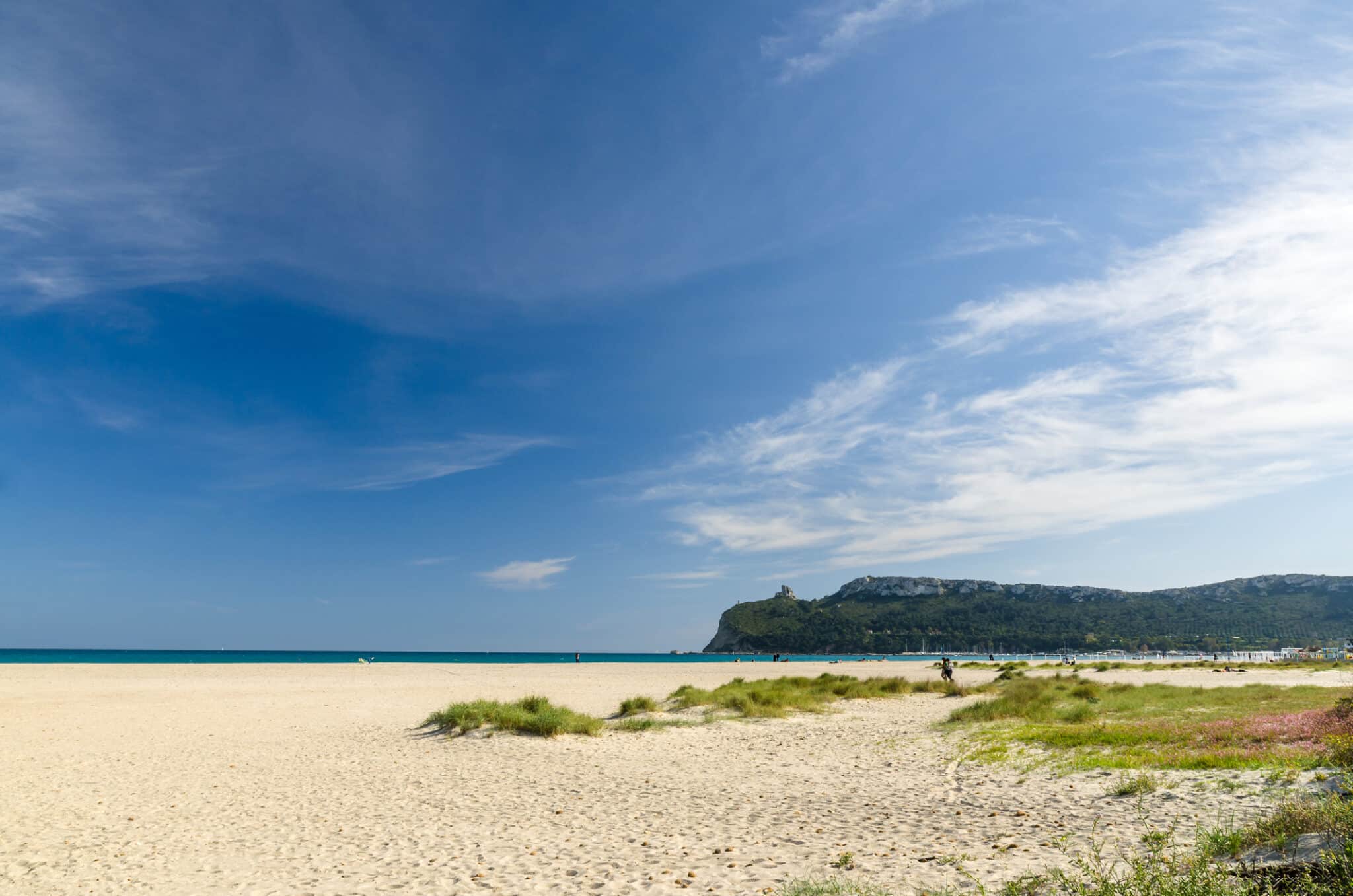 Cagliari, spiaggia del Poetto. Spiaggia popolare della città di Cagliari, nel sud della Sardegna, Italia