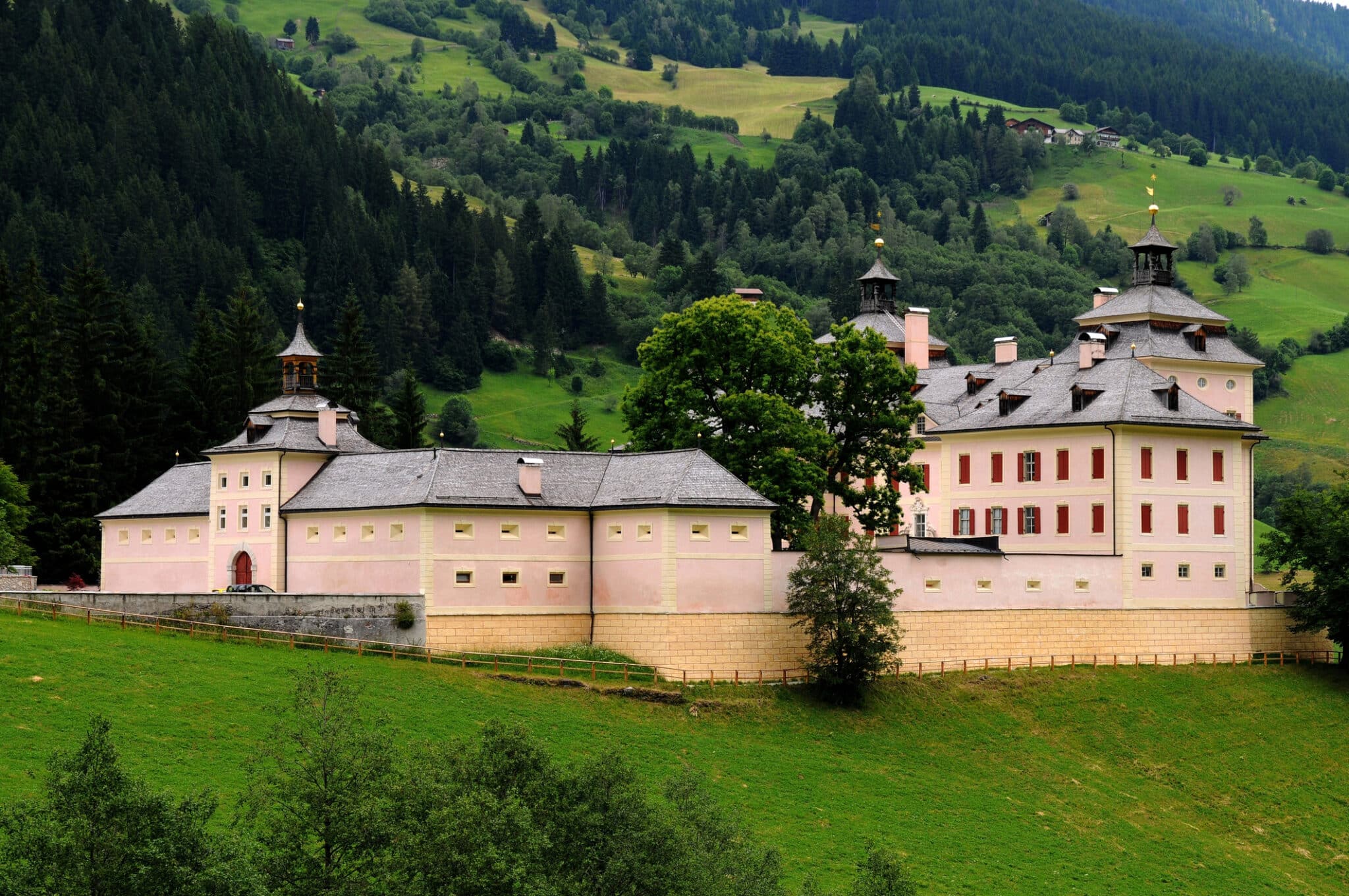 Castel Wolfsthurn, Vipiteno. Castel Wolfsthurn nelle Dolomiti, Vipiteno, Italia