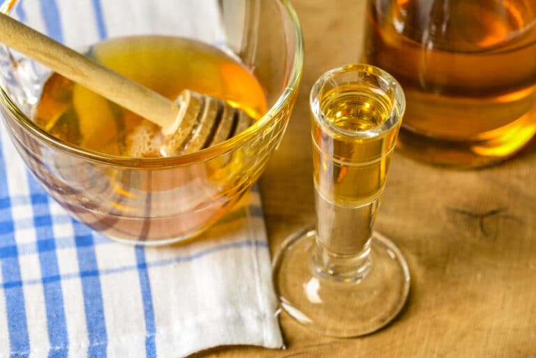 Idromele,gradazione alcolica,bevanda storica,fermentazione,miele