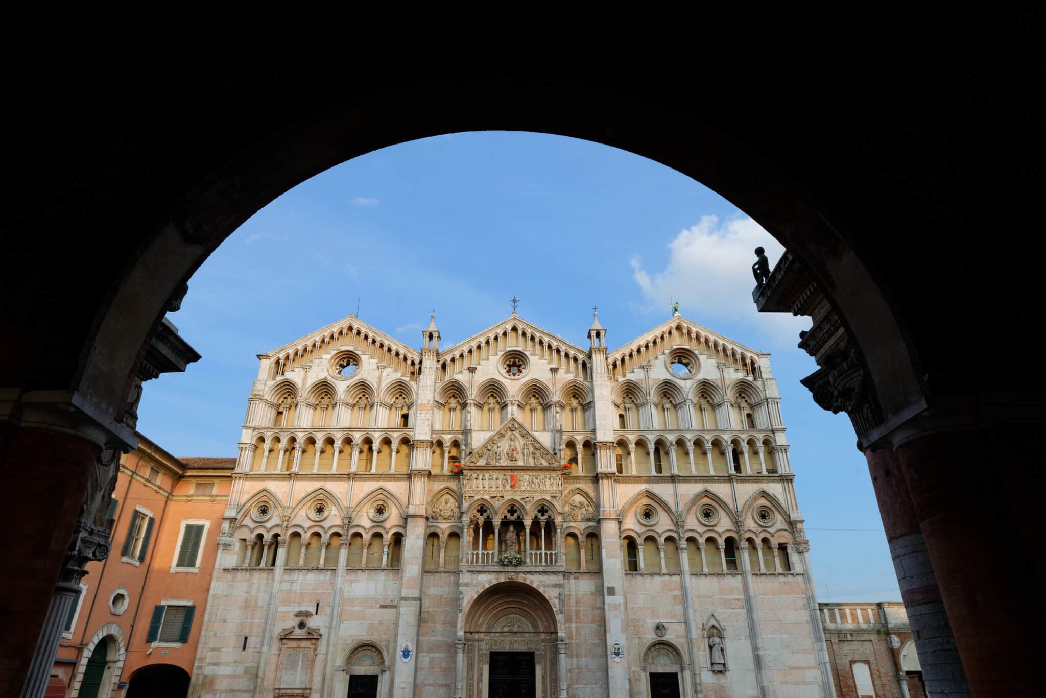 Italia Ferrara Vista della cattedrale di San Giorgio